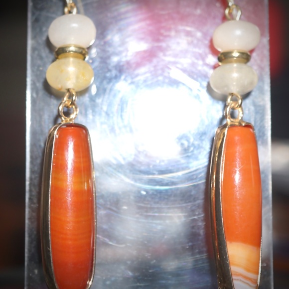 NEW Red Calcite and Quartz Earrings - Picture 5 of 7